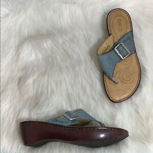 Born Leather Thong Wedge Sandals Sz 8